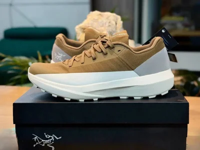 Мужские трекинговые кроссовки Vibram