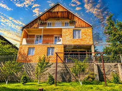 5-комнатный частный дом в Глдани