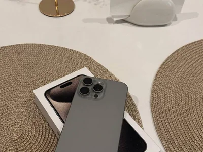 iPhone 15 Pro Max 512 GB