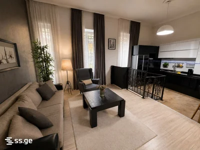 3 room Flat For Sale. Sololaki