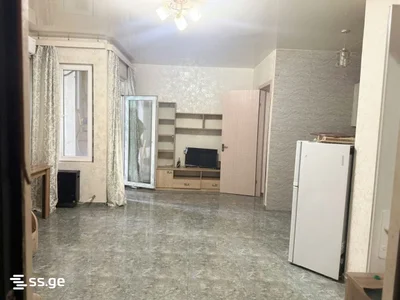 1+1 на ქეთევან წამებულის ქუჩა 36 Agmashenebeli District