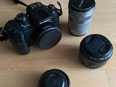Комплект Panasonic Lumix GH4 с 3 объективами и адаптером