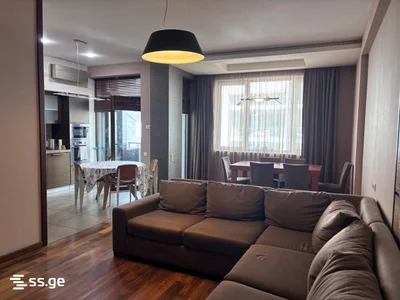 4 room Flat For Sale. Bagebi
