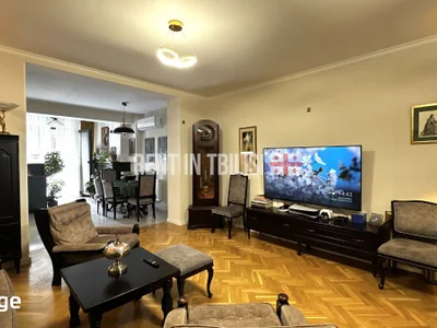 4-комнатная квартира. Ваке