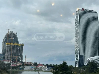 2+1 квартира с видом на парк 6 мая, $1300