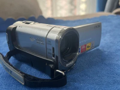 Sony Handycam DCR-SX44E