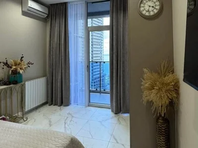 1+1 на Такаишвили улица 6 Bagrationi District