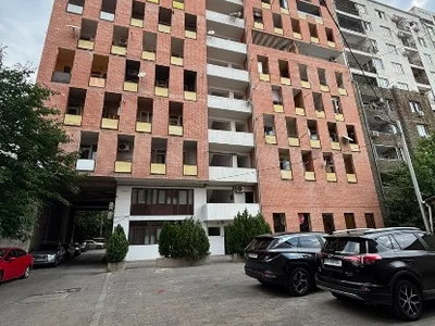 2 комнатная квартира Продаётся. Сабуртало