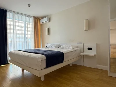 2-комнатная квартира, 50 м², $500