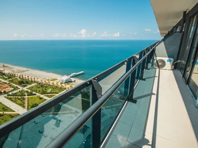 3-комнатные апартаменты в Orbi Beach Tower до конца мая, $700