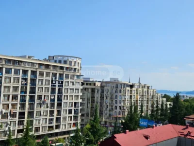 3-комнатная квартира в Старом районе
