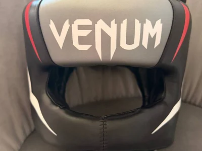 Шлем Venum