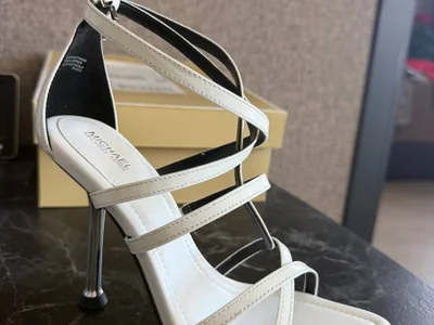 Сандалии Michael Kors