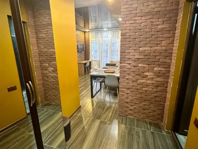 3-комнатная квартира, Инасаридзе 16а, $500