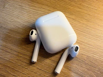 AirPods 2