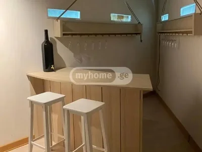 6 room Private House For Sale. Mtatsminda