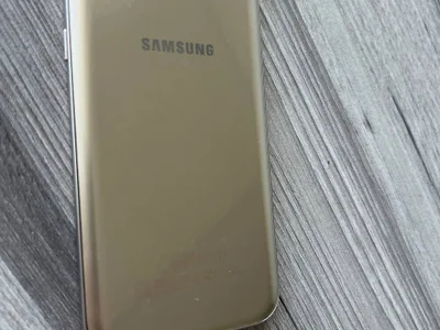 Смартфон Samsung Galaxy A5 (2016)