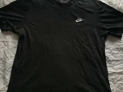 Футболка чёрная Nike