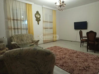 Частный дом с 3 комнатами в районе аэропорта