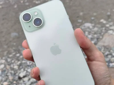 iPhone 15
