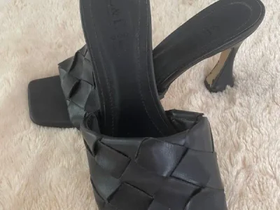 Шлепки H&M (36/37)