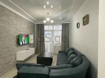 1+1 в центре , $600