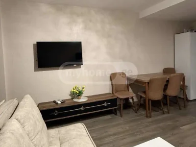 3-комнатная квартира, 75 м², $600