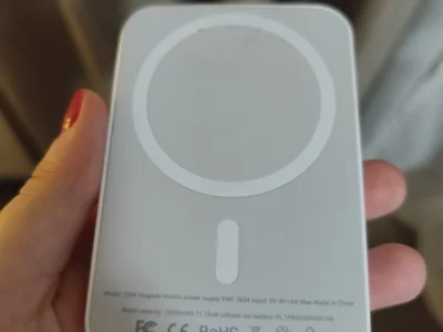 Power bank бесконтактный для iPhone