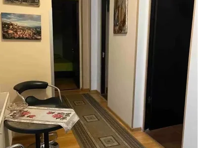 Коммерческое помещение на kipiani st. 1 Mtatsminda