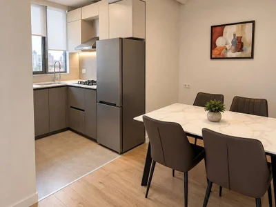2-комнатная квартира, Старый Батуми, 70 кв.м, $700