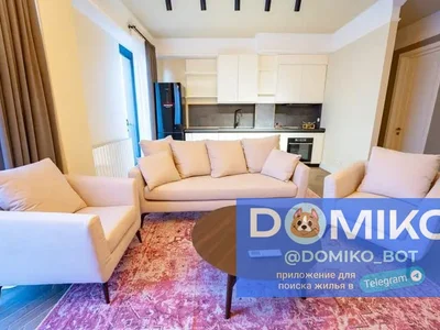1+1, 2/3 этаж , 62 кв/м 1250 USD/месяц улица М. Зичи, 12 Депозит: 1250 USD Описание: Сдаётся 2-комнатная квартира с полной мебелью и бытовой техникой. Дом новый, 3 этажа. Тихая улица в центре города. Можно с домашними животными. Условия оплаты: первый и последний месяц. Без запрета на питомцев Балкон