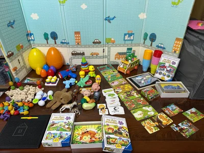 Набор детских игрушек (пазлы, конструктор, доска, сортер)