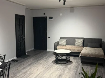 Ул. Лория, 3/5/5a: 2-комнатная, 45.0 м²