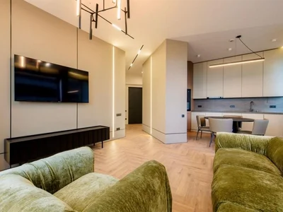 Axis Towers: 3-комнатная, 82.0 м²