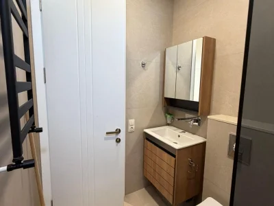 May St, 26: 3-комнатная, 150.0 м²