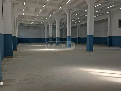 Store-Industrial property For Rent. Ponichala