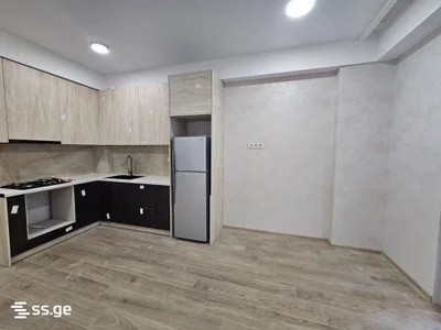 Паркинг на Kupradze St 2 Varketili