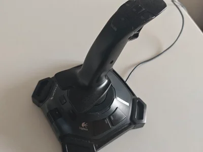 Джойстик Logitech Attack 3