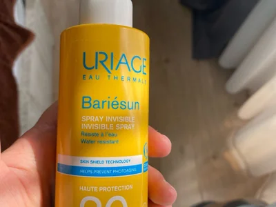 Солнцезащитный спрей Uriage SPF 30