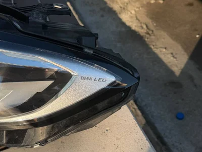 LED фары BMW G20 original комплект