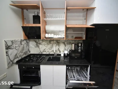 3-комнатная квартира, ул. Петра Багратиона, 129, $750