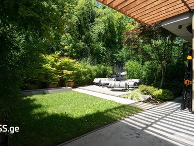 6 room Private House For Sale. Ortachala