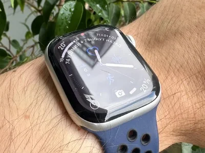 Apple Watch Series 10 42mm Aluminium с комплектом аксессуаров