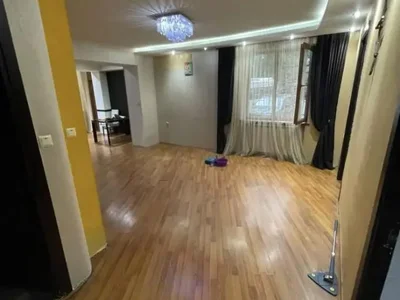 3-комнатная квартира в Тбилиси