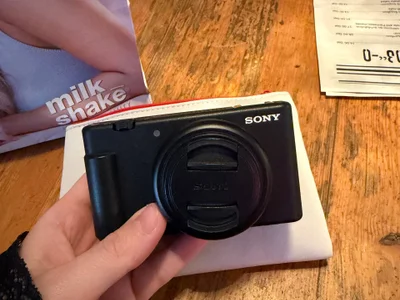 Sony Zv-1f