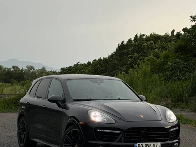 Porsche Cayenne Turbo S