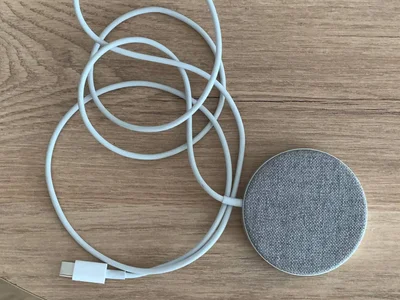 Магнитная беспроводная зарядка USB-C для iPhone