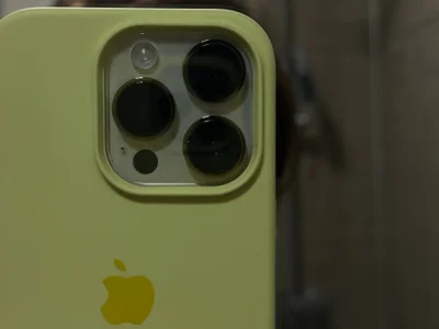iPhone 14 Pro Gold