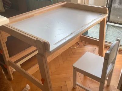 Детский столик