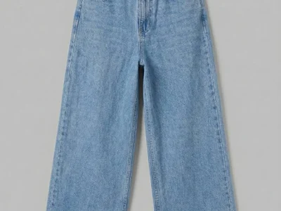 Джинсы Bershka S